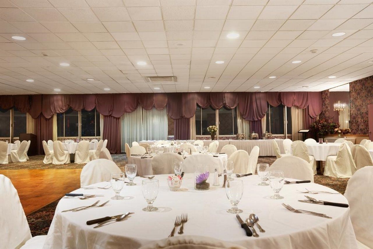 Wyndham Garden At Hotel Niagara Falls
